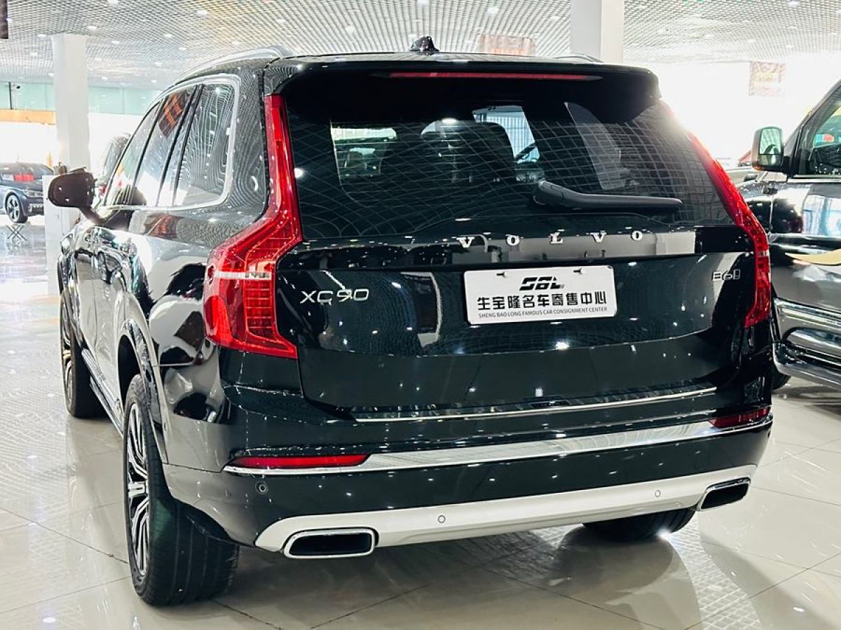 2021年4月沃爾沃 XC90  2024款 B6 智雅豪華版 7座