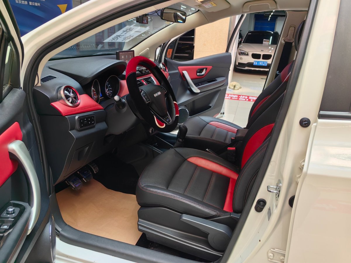 哈弗 H1  2016款 改款 藍(lán)標(biāo) 1.5L 手動舒適型圖片