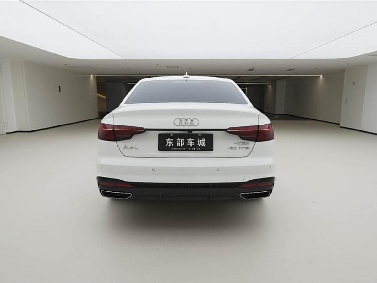 奧迪 奧迪A4L  2022款 40 TFSI 豪華動感型圖片