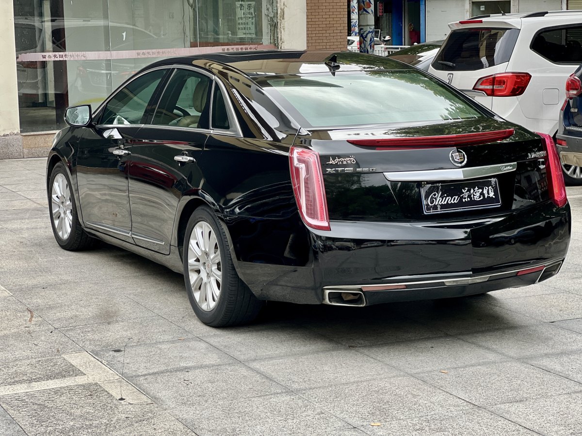 凯迪拉克 XTS  2013款 28T 豪华型图片