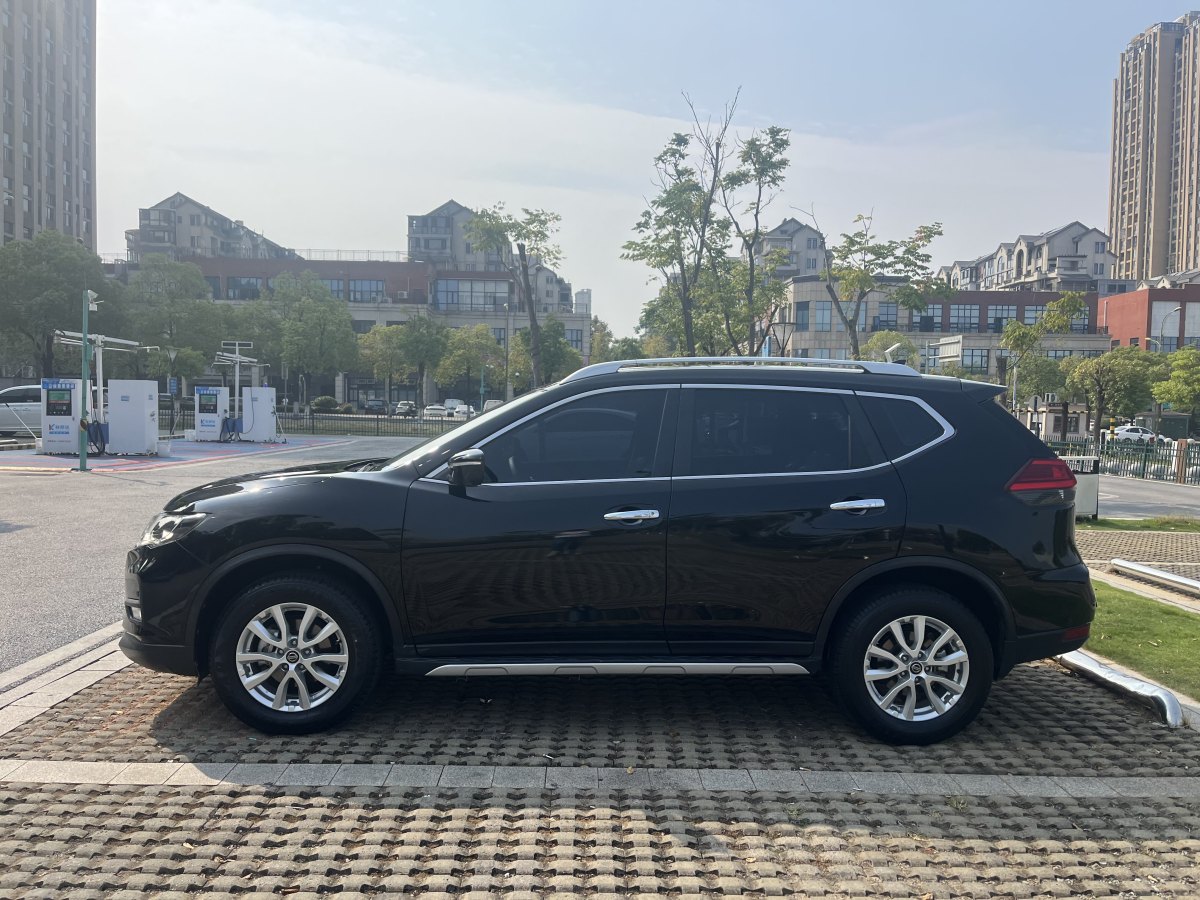 2019年9月日產(chǎn) 奇駿  2019款 2.0L CVT智聯(lián)舒適版 2WD