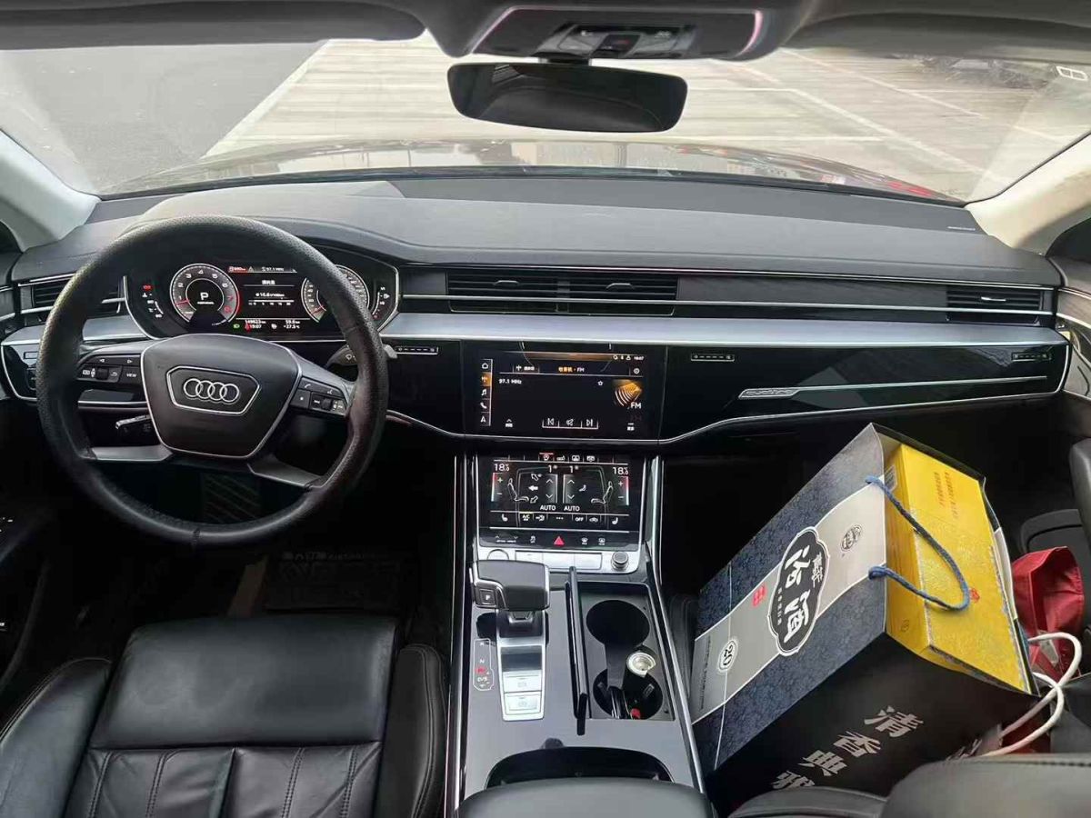 奧迪 奧迪S8  2020款 S8L 4.0TFSI quattro圖片