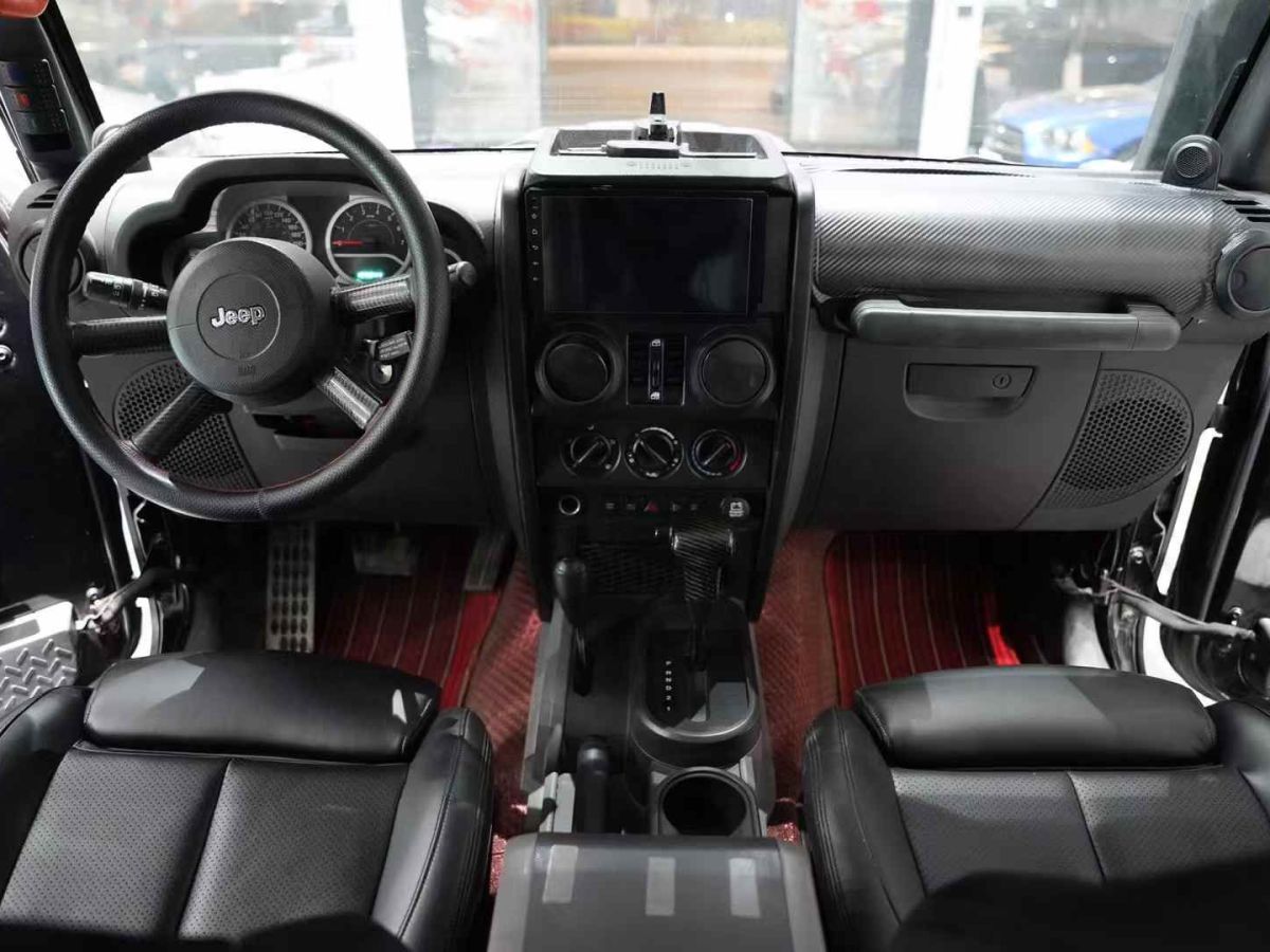 Jeep 牧馬人  2009款 3.8L Rubicon 兩門(mén)版圖片