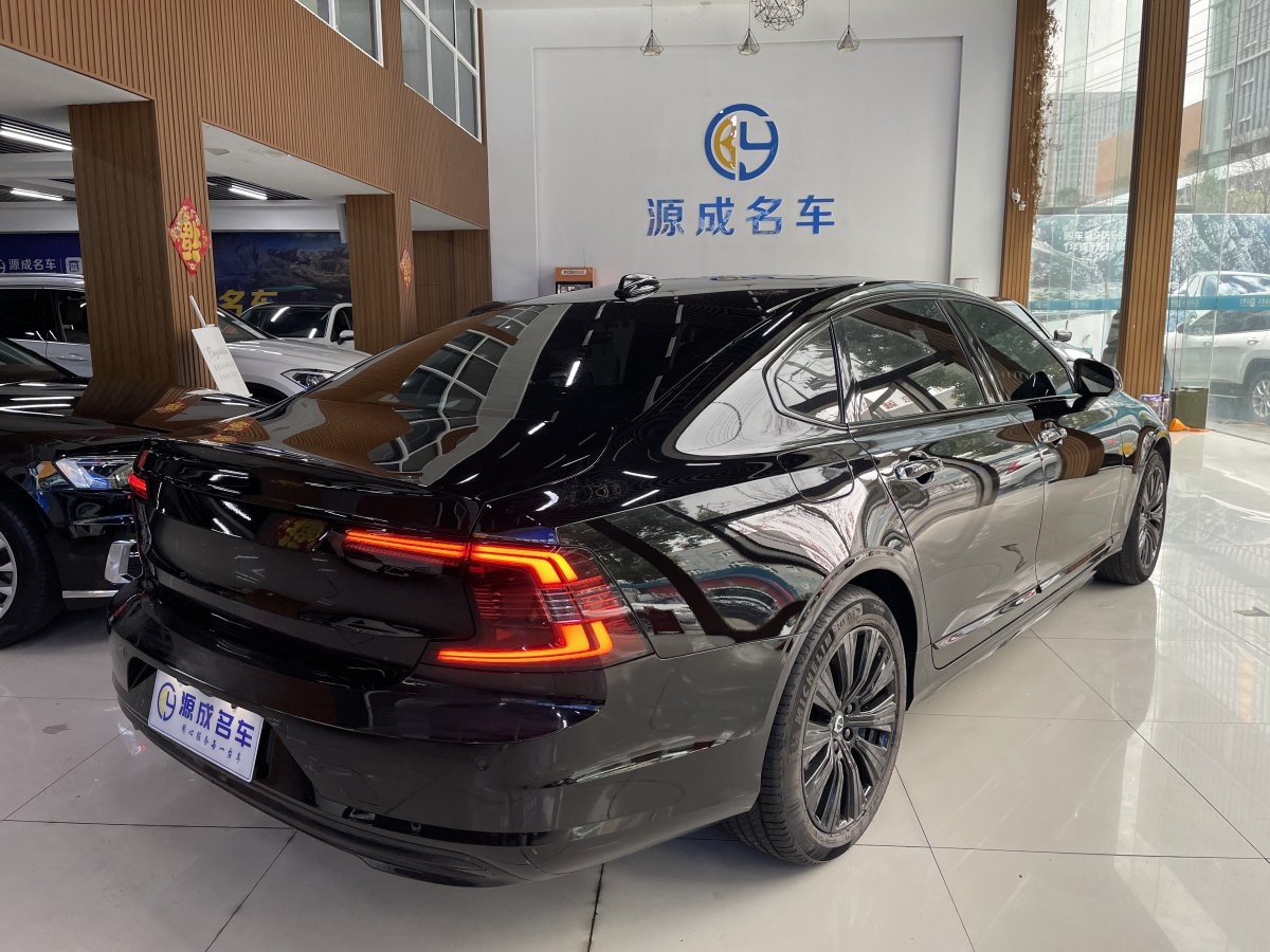 2022年5月沃爾沃 S90  2022款 B5 智逸豪華版