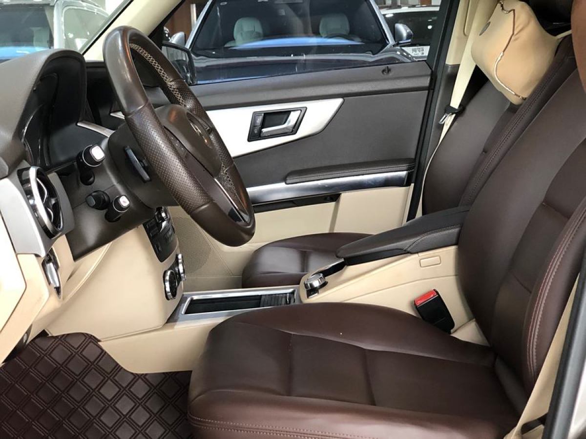 奔馳 奔馳GLK級  2013款 GLK 300 4MATIC 動感天窗型圖片