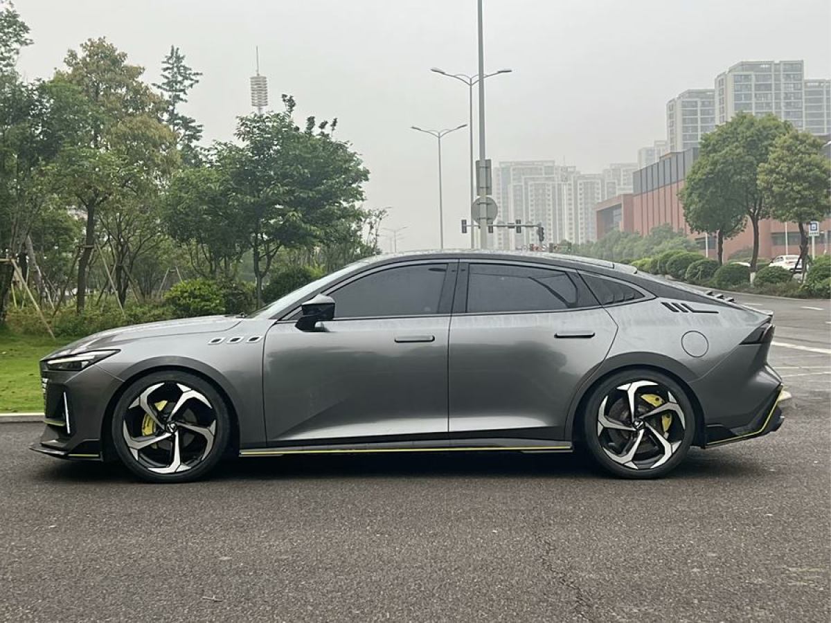 長(zhǎng)安 長(zhǎng)安UNI-V  2023款 1.5T 運(yùn)動(dòng)版圖片