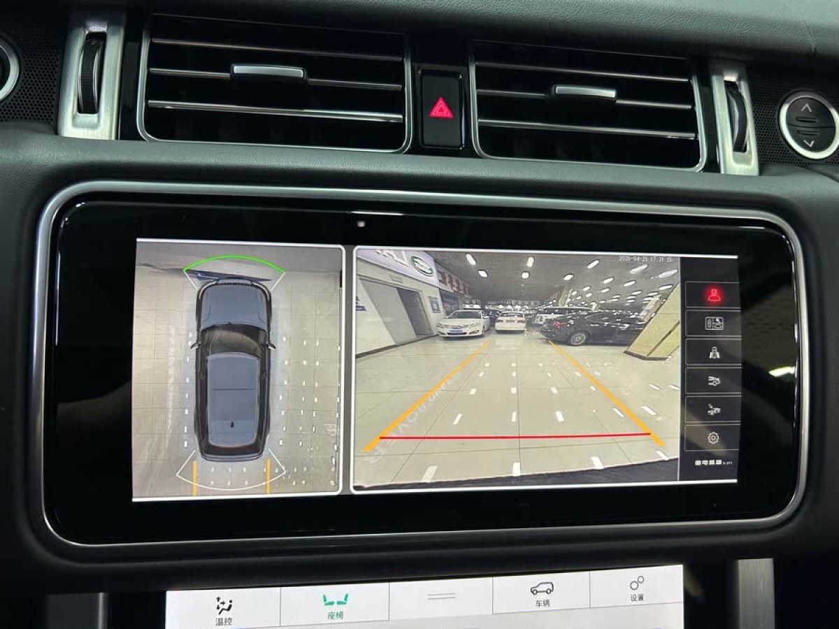 路虎 攬勝  2022款 3.0 L6 400PS 傳世加長經典版圖片
