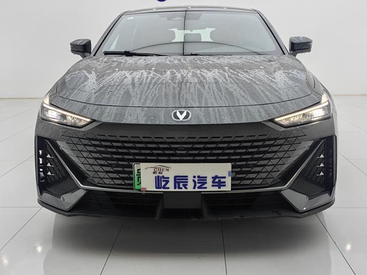 長安 長安UNI-V 智電iDD  2023款 智電iDD 1.5T 113km智趣型圖片