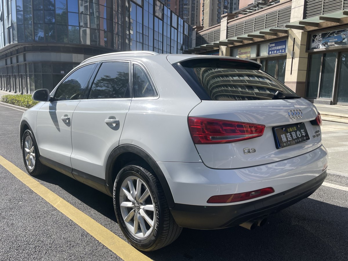 奧迪 奧迪Q3  2015款 35 TFSI 百萬(wàn)紀(jì)念智領(lǐng)型圖片