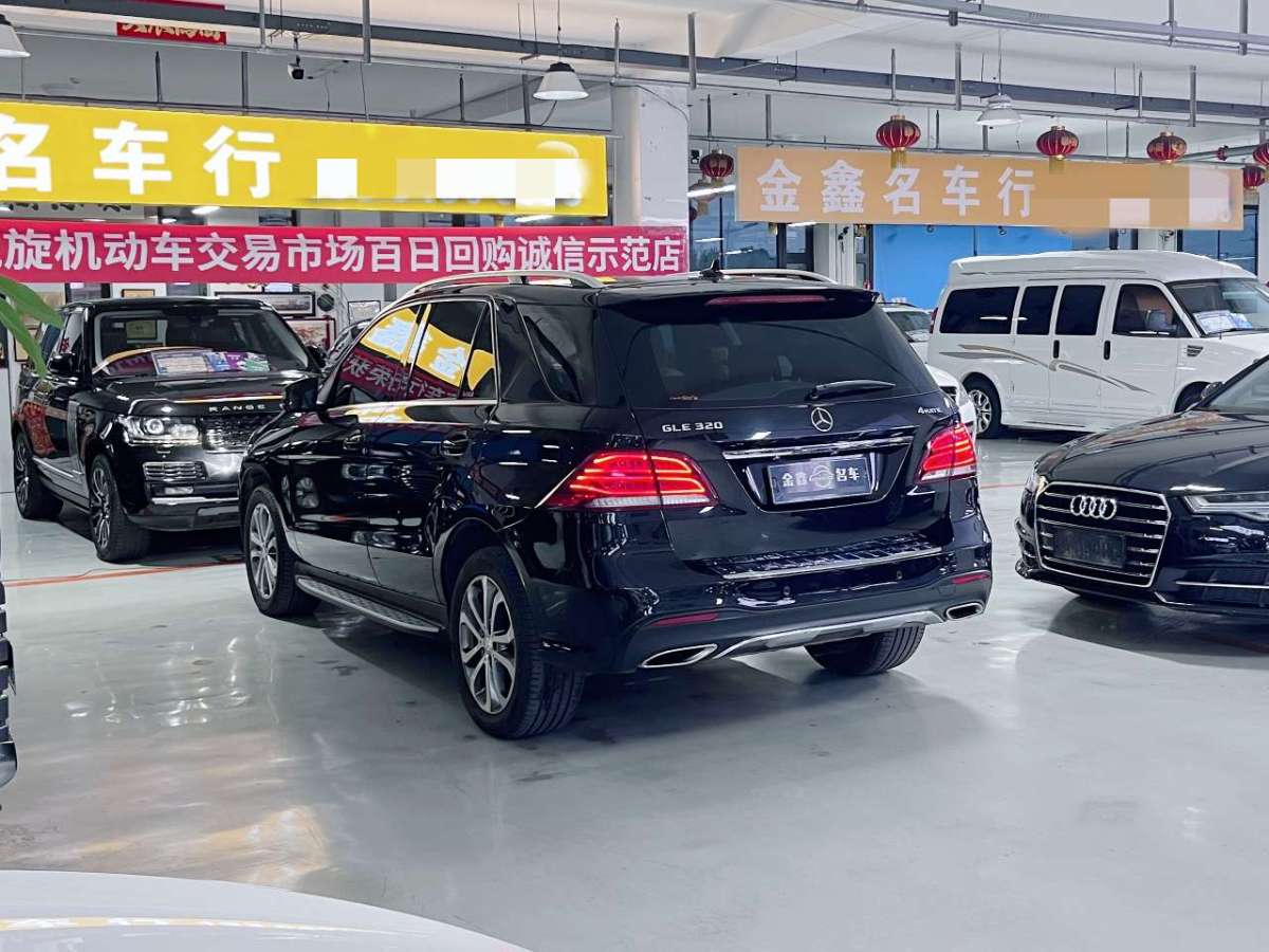 奔馳 奔馳GLE  2017款 GLE 320 4MATIC 豪華型圖片