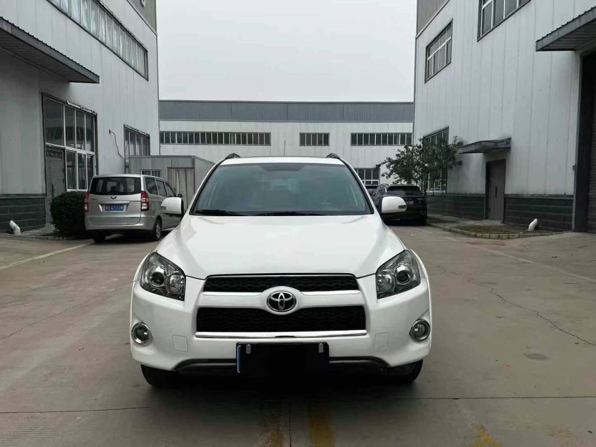 豐田 RAV4  2013款 2.0 兩驅(qū)都市版圖片