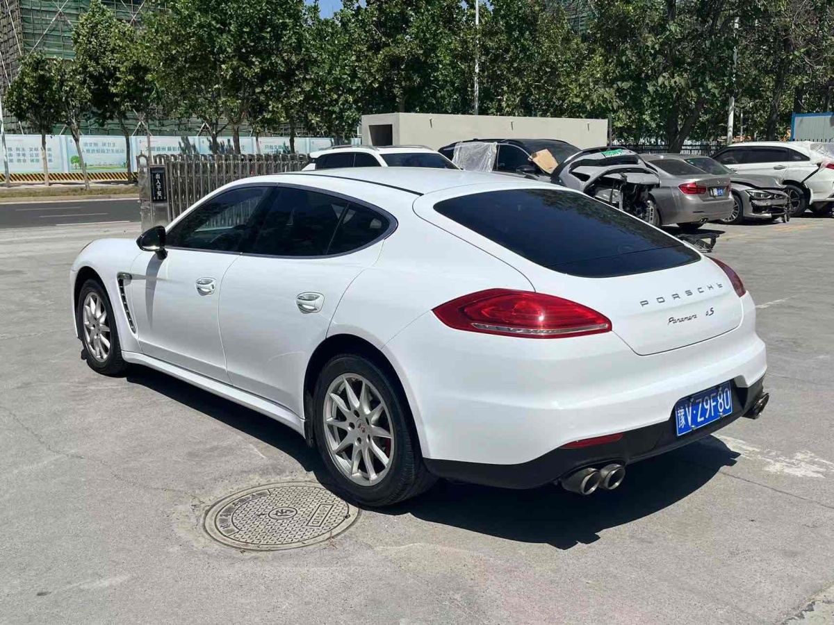 保時(shí)捷 Panamera  2014款 Panamera 4 3.0T圖片