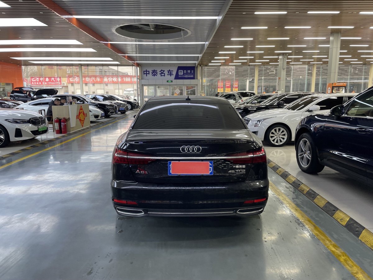 奧迪 奧迪A6L  2022款 45 TFSI quattro 臻選致雅型圖片