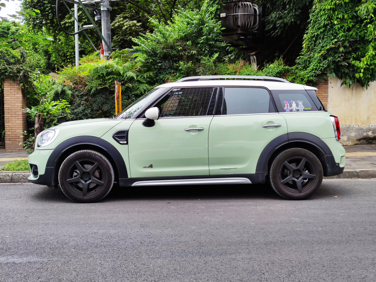 2019年9月MINI COUNTRYMAN  2018款 1.5T COOPER ALL4 經(jīng)典派