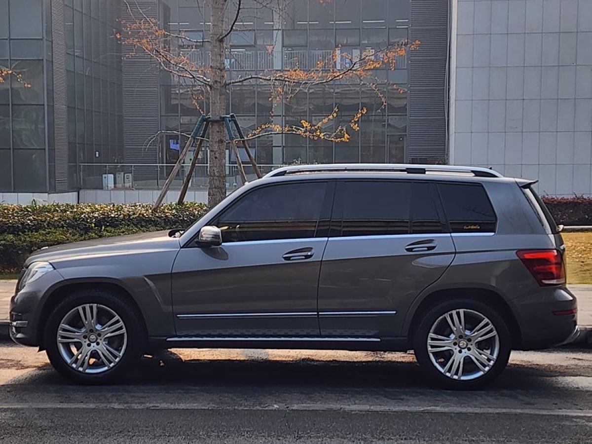 奔馳 奔馳GLK級  2013款 改款 GLK 300 4MATIC 時尚型圖片