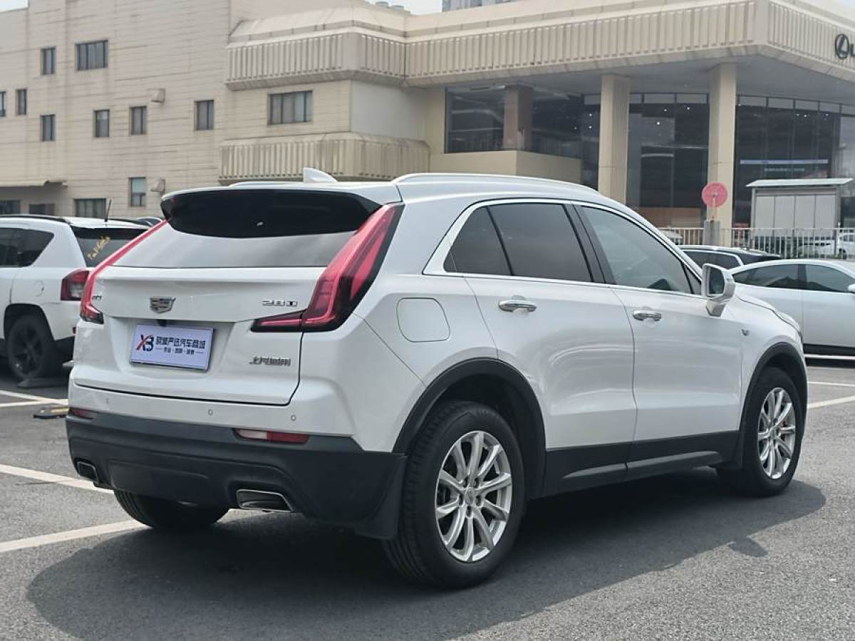 凱迪拉克 XT4  2018款 28T 兩驅(qū)技術(shù)型圖片