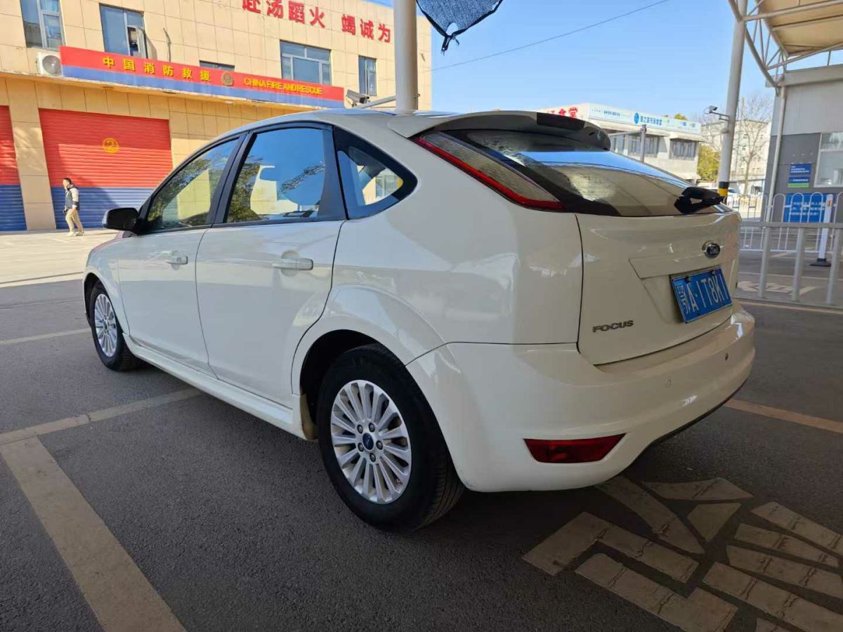 福特 福克斯  2013款 2.0T ST 標準版圖片