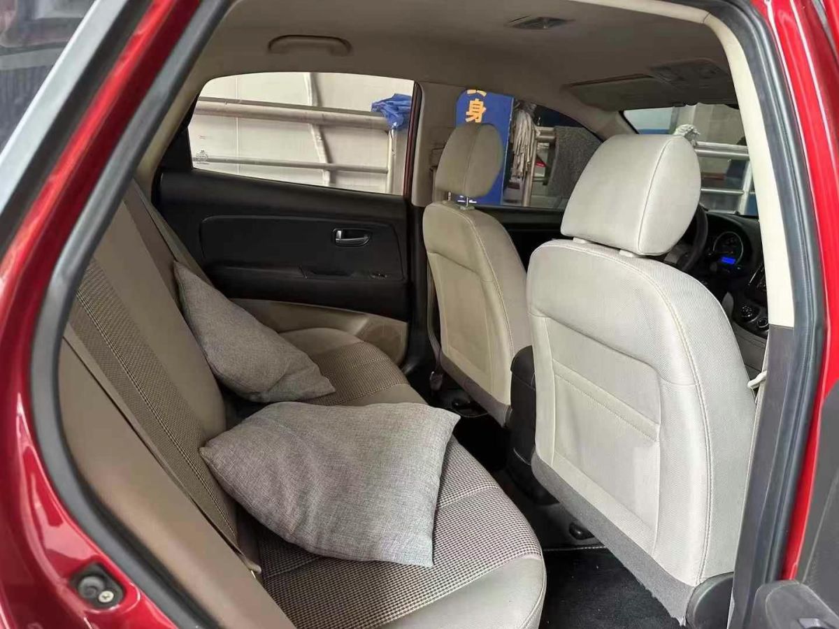 現(xiàn)代 朗動  2012款 1.6L 手動時尚型圖片