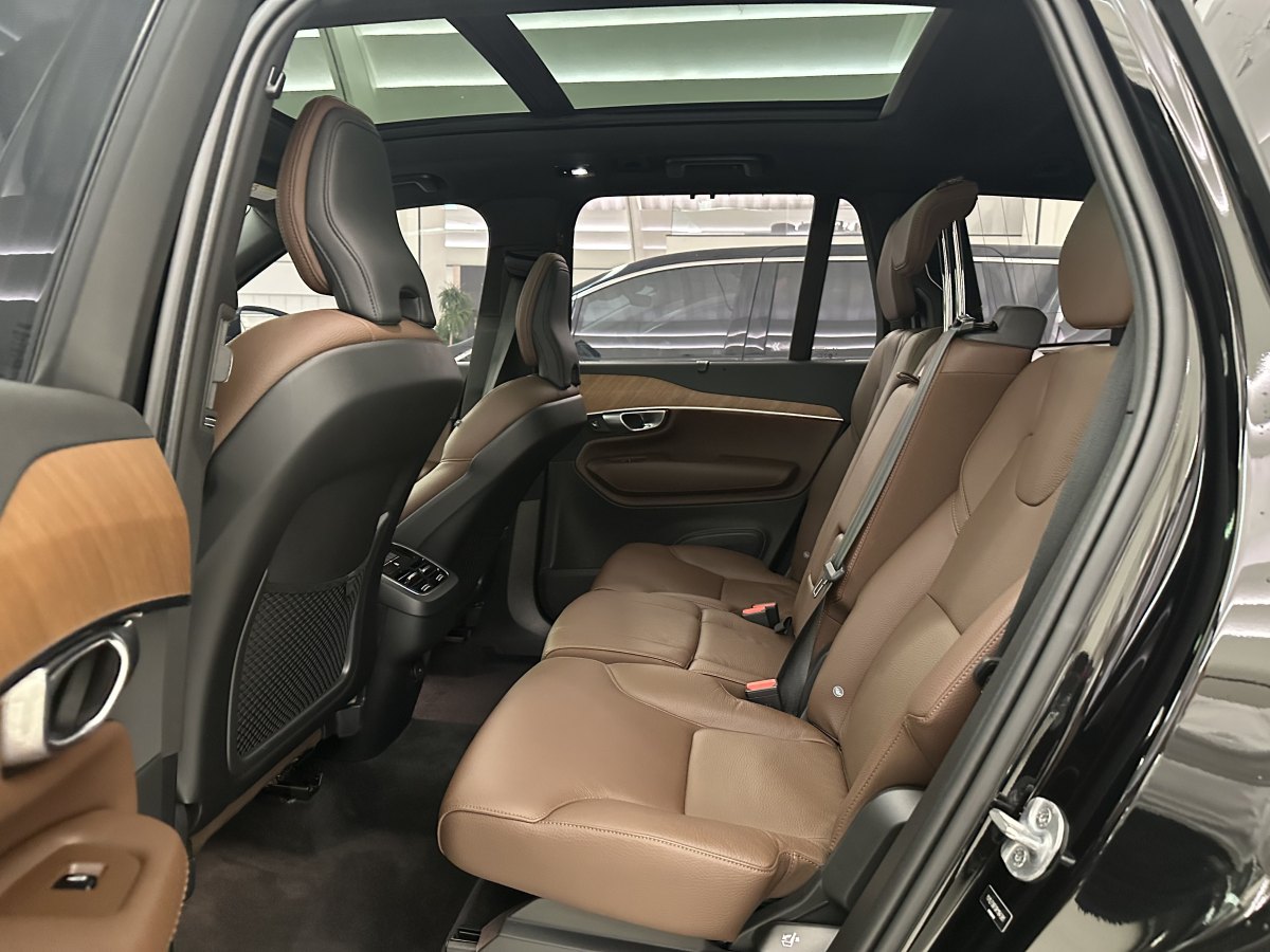 沃爾沃 XC90  2024款 B6 智逸豪華版 7座圖片