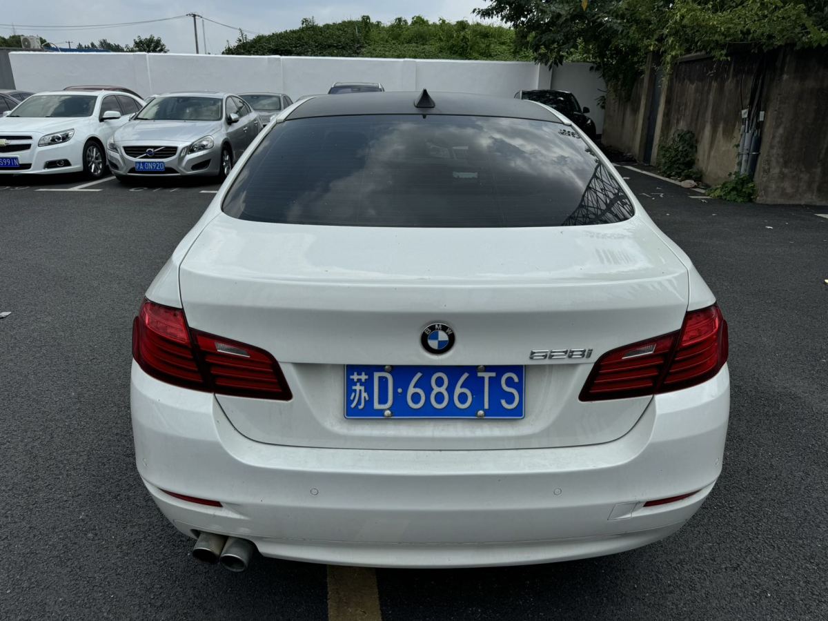 宝马 宝马5系  2015款 528i xDrive 豪华设计套装型图片