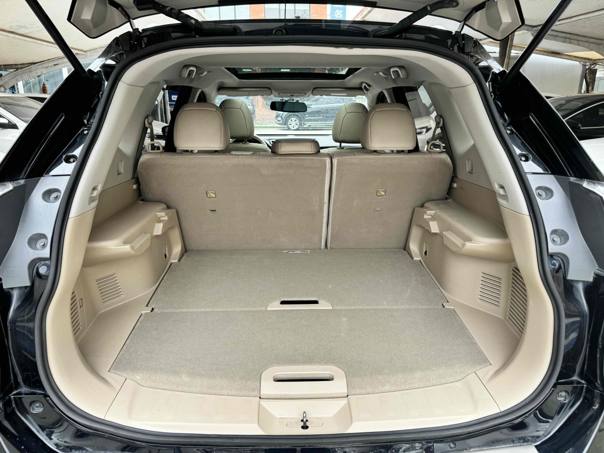 2015年4月日产 奇骏  2014款 2.0L CVT舒适版 2WD