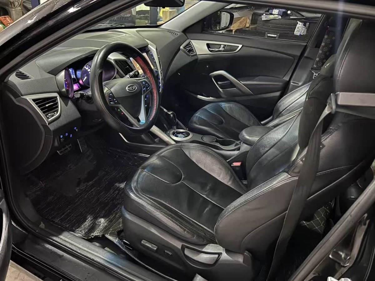 現(xiàn)代 Veloster飛思  2011款 1.6L 自動旗艦版圖片