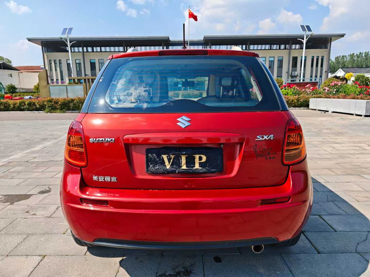 鈴木 天語(yǔ) SX4  2012款 1.6L 手動(dòng)銳騎型圖片