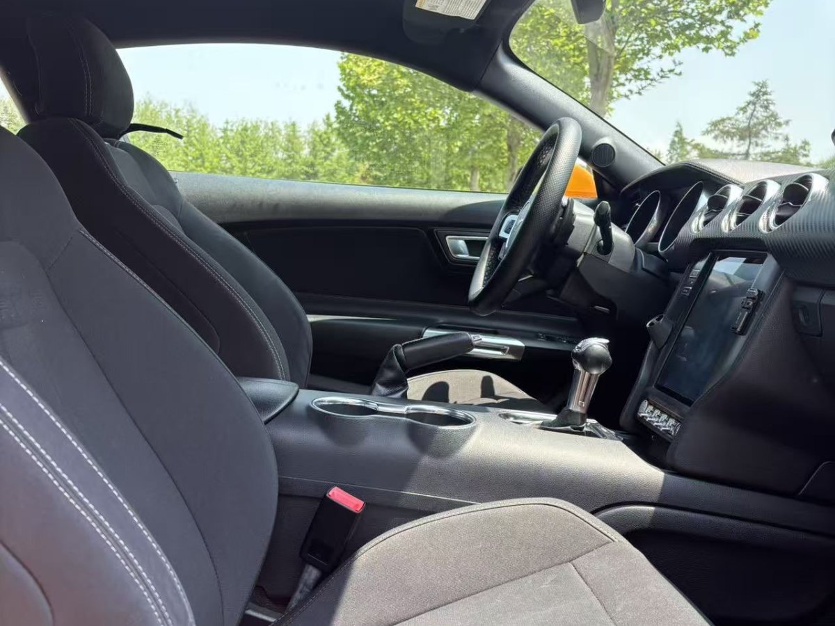 2018年6月福特 Mustang  2024款 2.3T EcoBoost 硬頂性能版