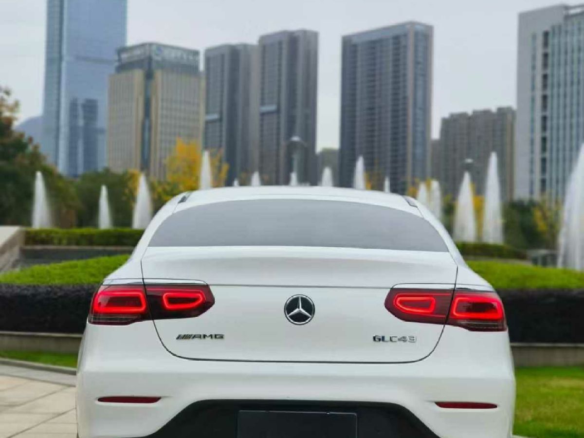 奔馳 奔馳GLC轎跑 AMG  2020款 AMG GLC 43 4MATIC 轎跑SUV圖片