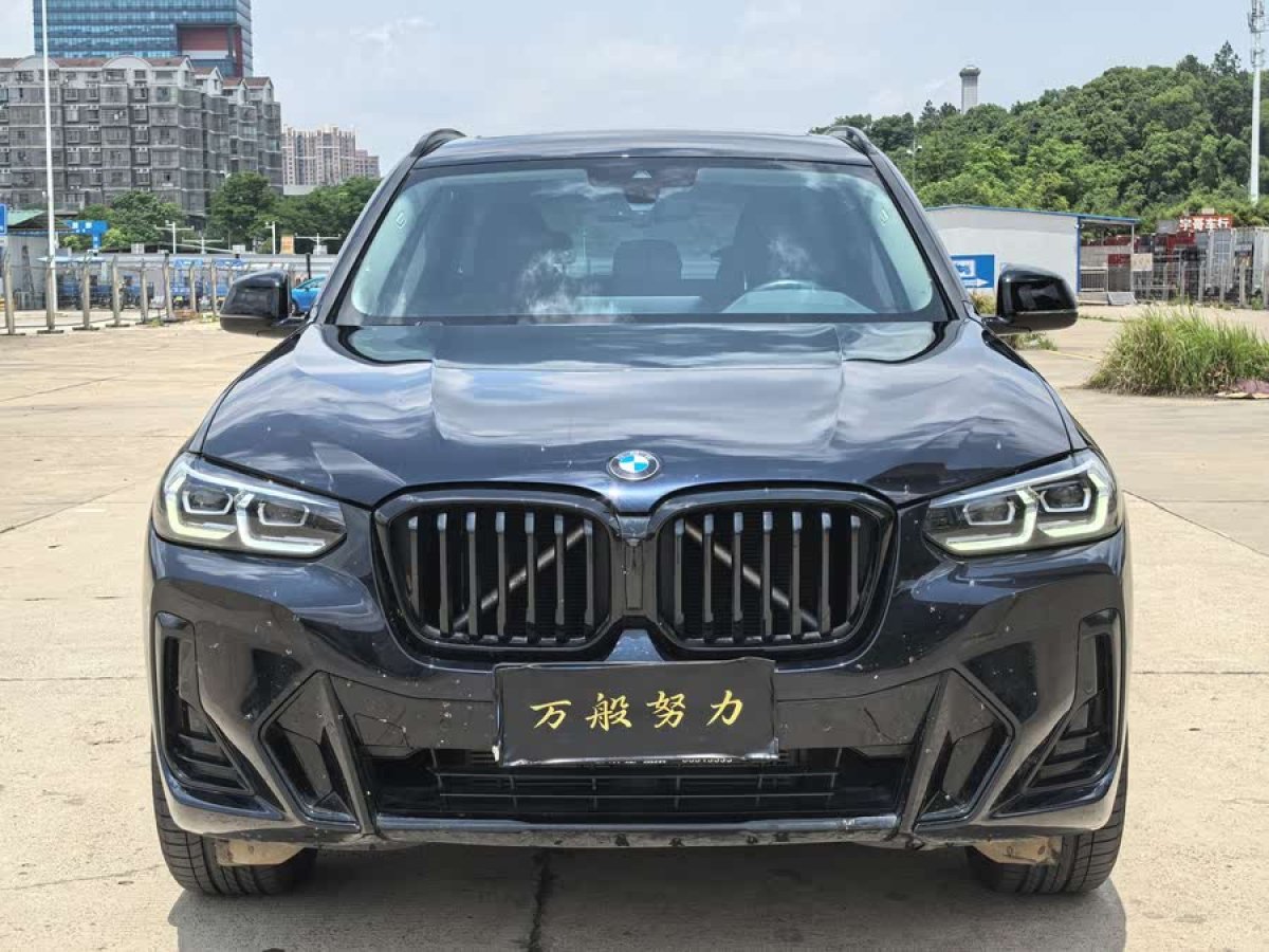 寶馬 寶馬X3  2022款 改款 xDrive30i 領(lǐng)先型 M曜夜套裝圖片