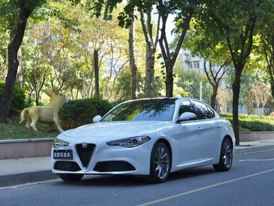 2019年5月 阿爾法·羅密歐 Giulia 2.0T 280HP 豪華版圖片