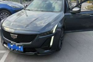 XT5 凱迪拉克 2.0T 兩驅豪華型