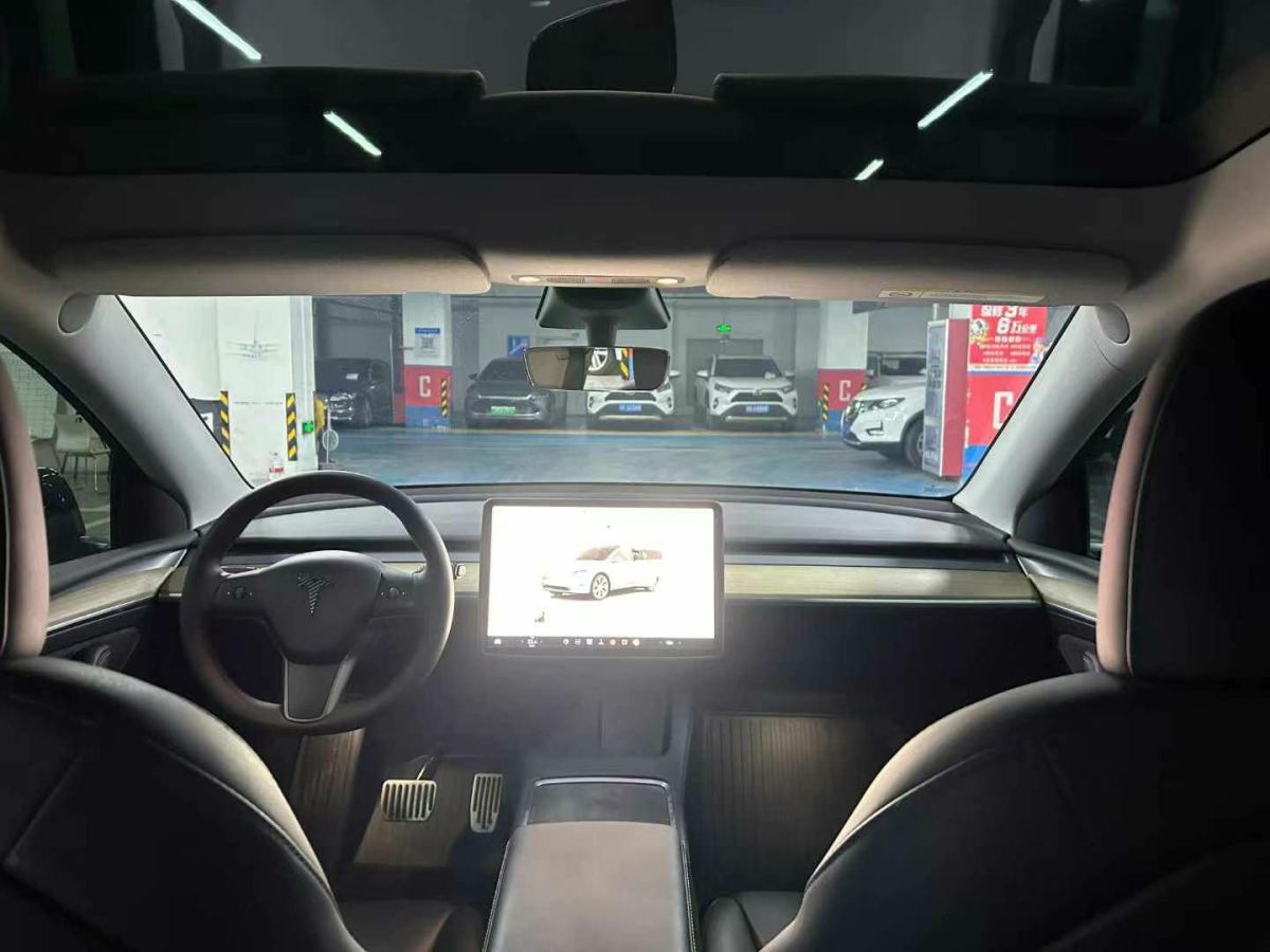 特斯拉 Model S  2023款 三電機(jī)全輪驅(qū)動(dòng) Plaid版圖片