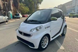 fortwo smart 1.0 MHD 敞篷城市游俠特別版