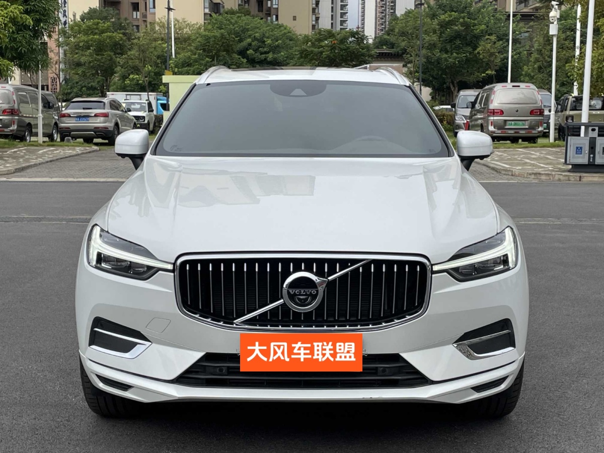 沃爾沃 XC60  2021款 T5 四驅(qū)智逸豪華版圖片