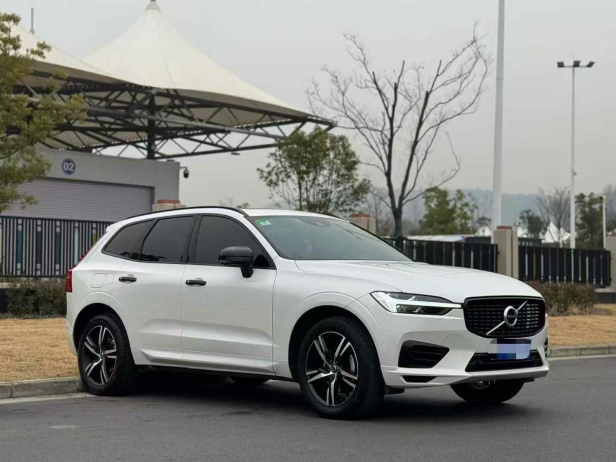 沃爾沃 XC60  2021款 T4 智行豪華版圖片