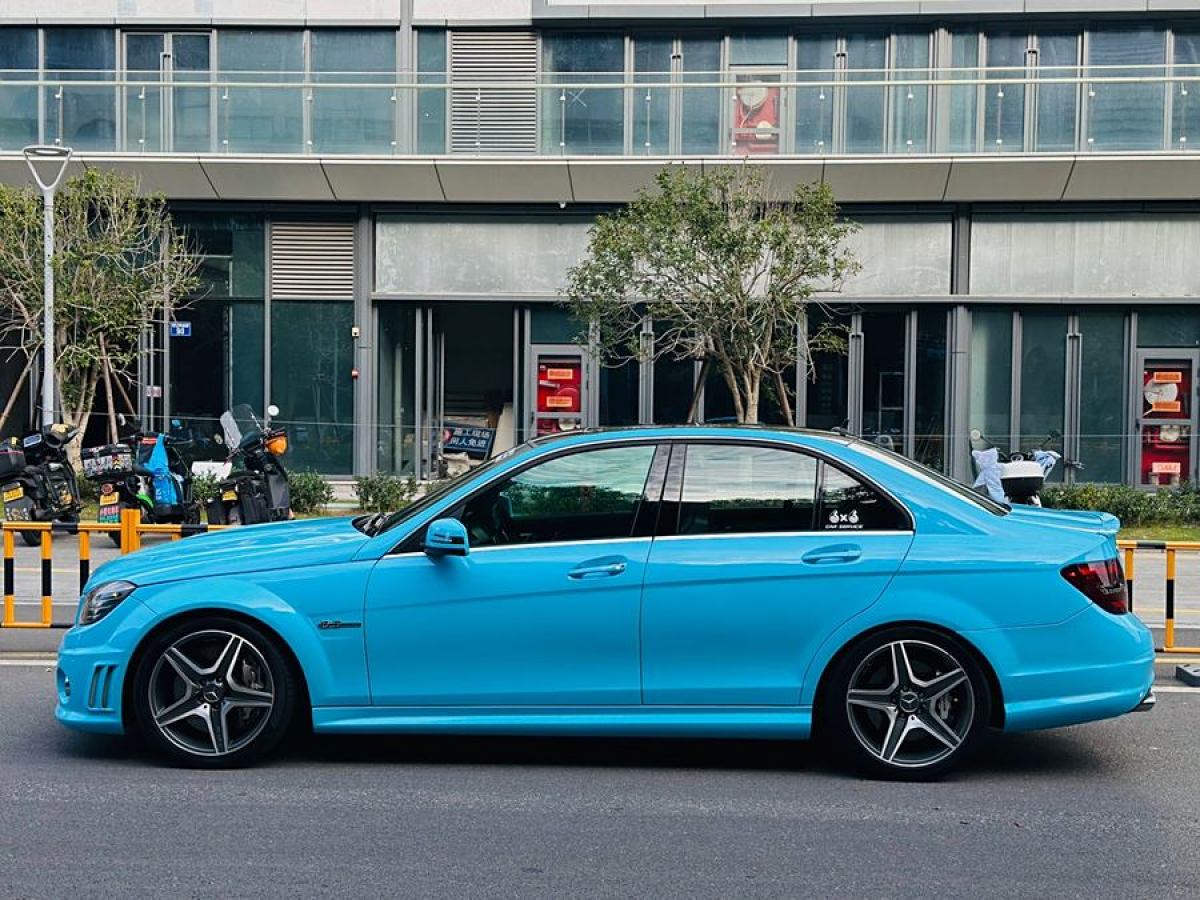 奔馳 奔馳C級(jí)AMG  2010款 AMG C 63 高性能版圖片