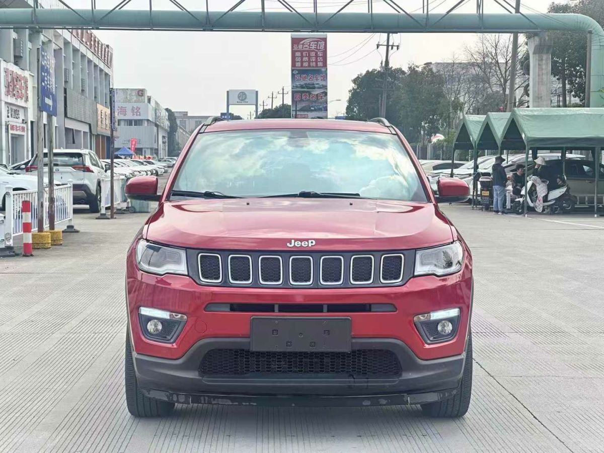 Jeep 指南者  2018款 200T 家享四驅(qū)版圖片