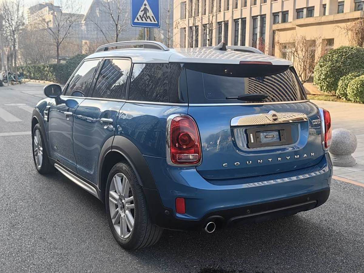 2017年6月MINI COUNTRYMAN  2017款 1.5T COOPER ALL4 旅行家