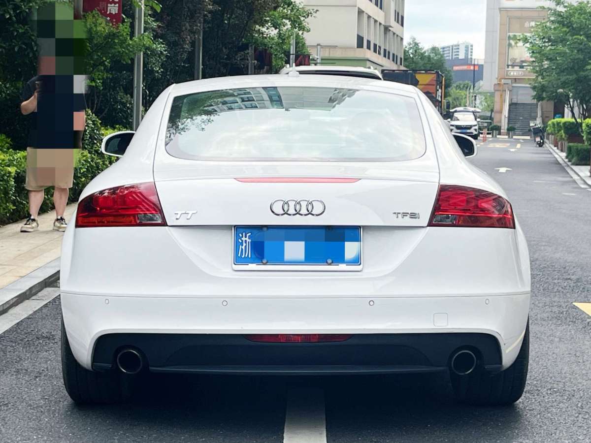 2012年10月奧迪 奧迪TT  2011款 TT Coupe 2.0TFSI