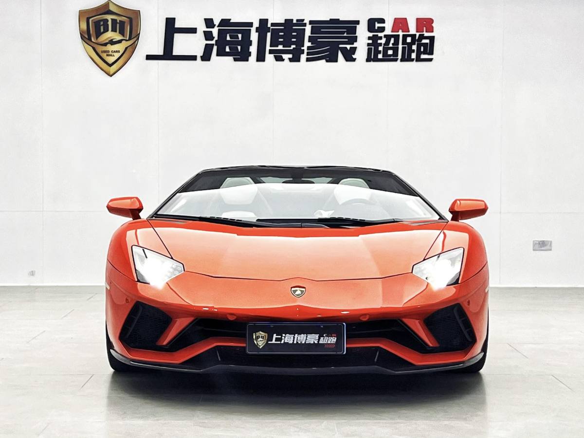 2015年2月蘭博基尼 Aventador  2013款 LP 700-4 Roadster