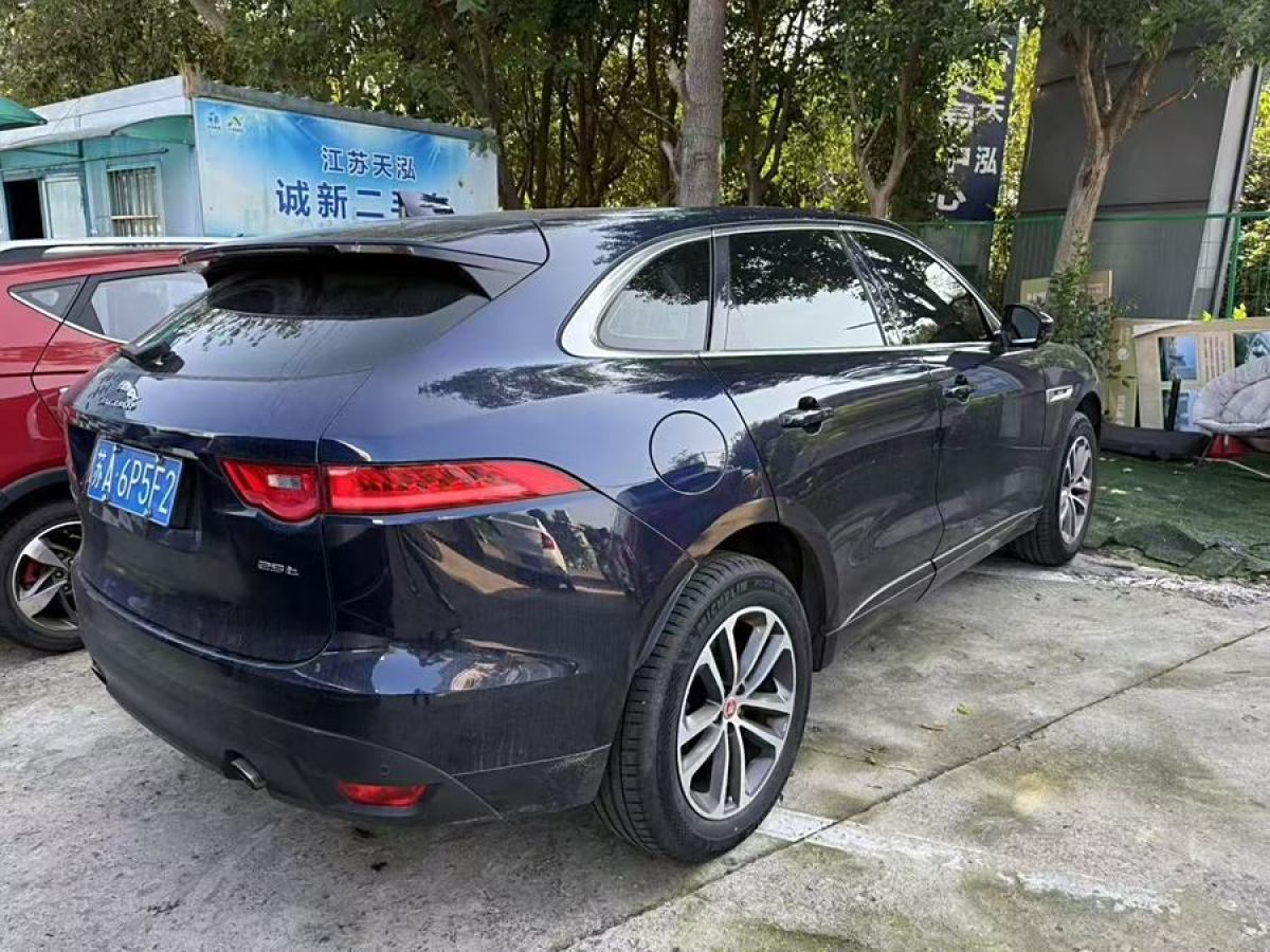 捷豹 F-PACE  2016款 2.0T 兩驅(qū)R-Sport運動版圖片