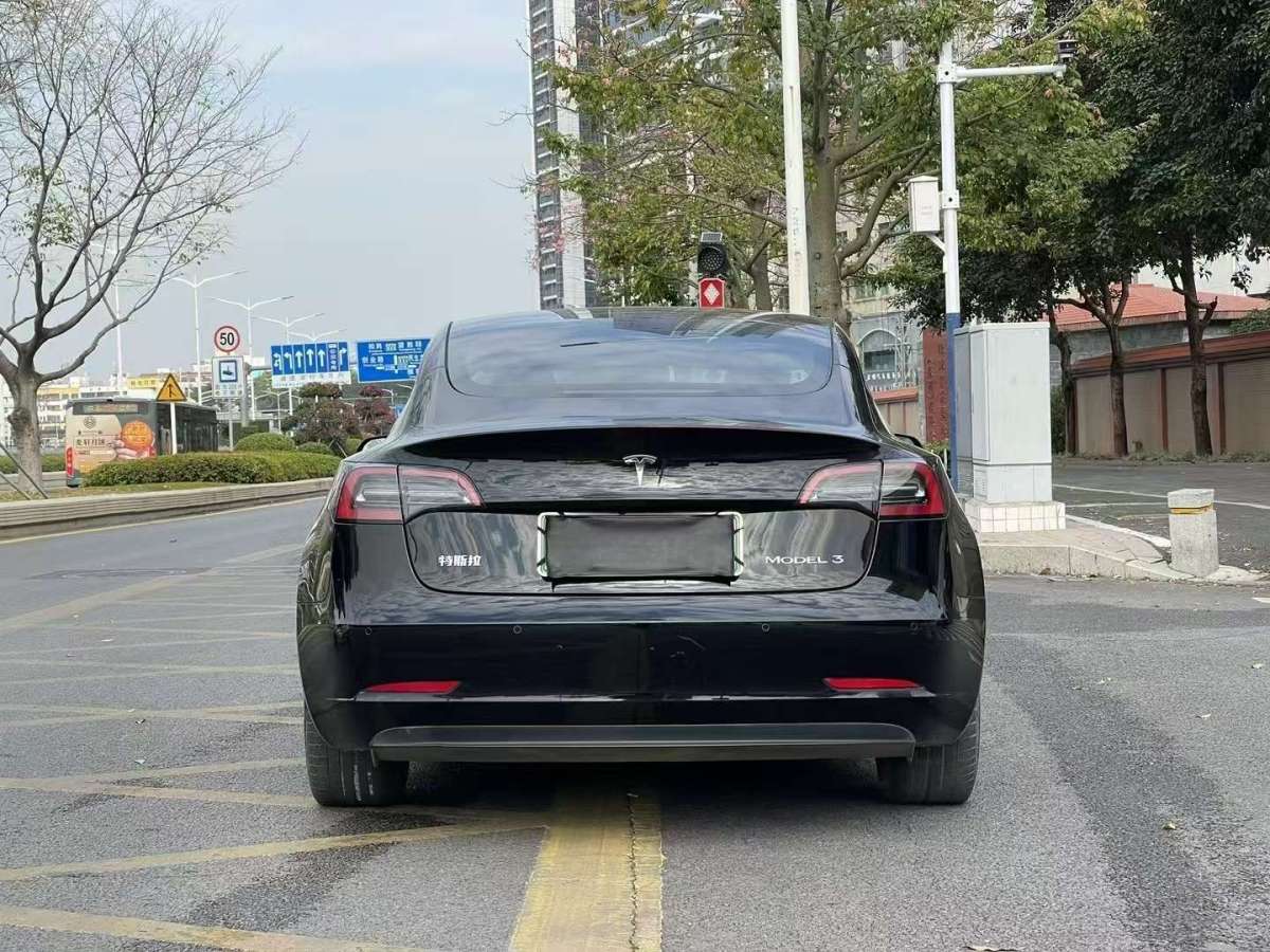 特斯拉 Model Y  2022款 改款 后輪驅(qū)動版圖片