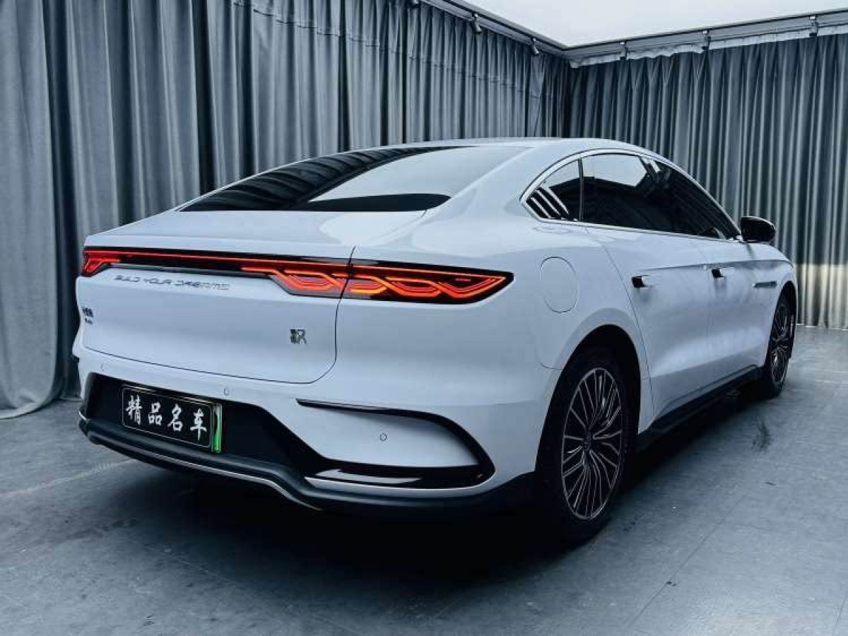 比亞迪 漢  2022款 DM-i 121KM 領(lǐng)航型圖片