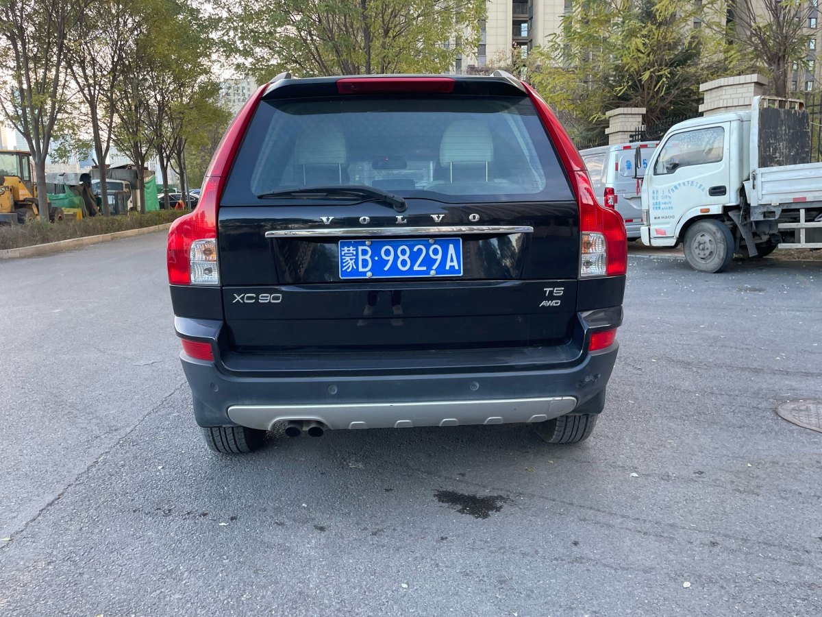 2011年7月沃爾沃 XC90  2011款 2.5T AWD