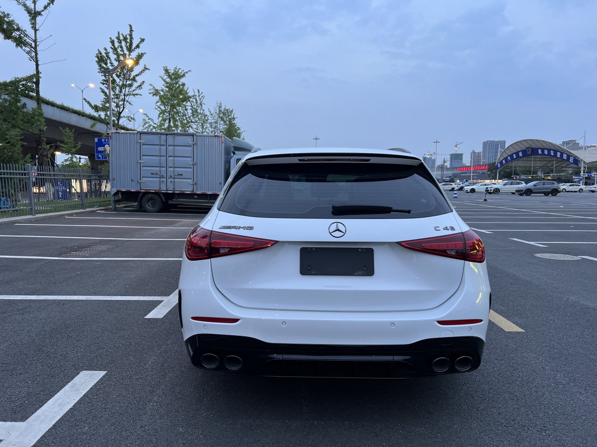 奔馳 奔馳C級(jí)AMG  2024款 AMG C 43 4MATIC 旅行轎車(chē) 特別版圖片
