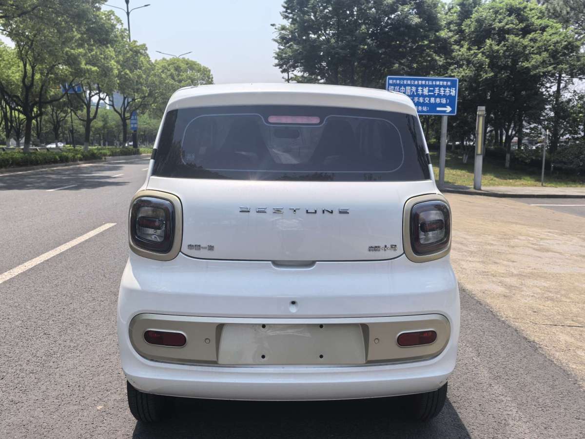 奔騰 奔騰小馬  2025款 222km 閃電馬圖片
