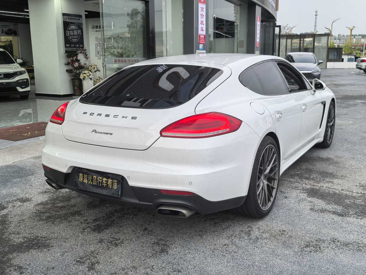 保時(shí)捷 Panamera  2014款 Panamera 4 3.0T圖片