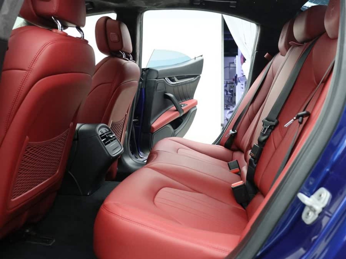 瑪莎拉蒂 Ghibli  2017款 3.0T 標(biāo)準(zhǔn)版圖片
