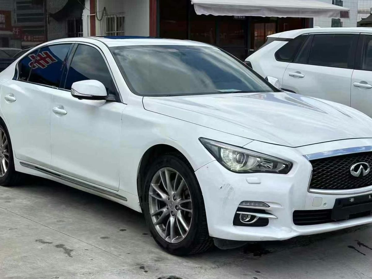 英菲尼迪 Q50L  2016款 2.0T 悅享版圖片